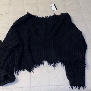 Wild fox v cut back scarecrow sweater